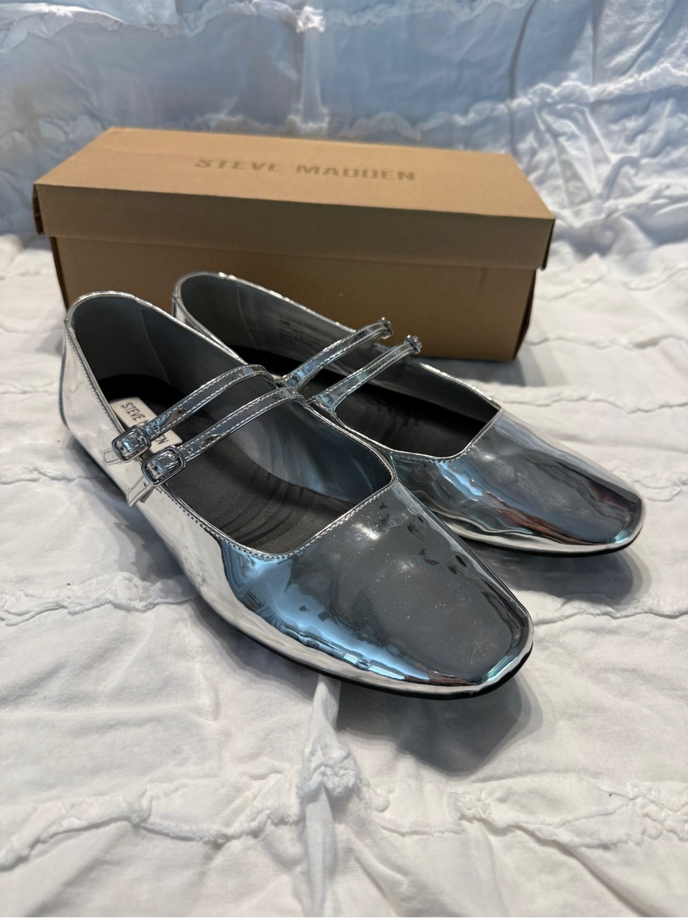 Steve Madden Alisah silver Mary Janes size 10